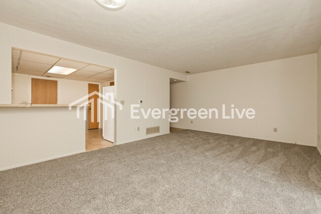 Photo - 6540 Rolling Glen Dr