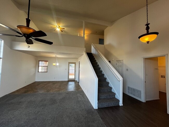 Photo - Beautiful 5 bedroom home located in Rio Ra...