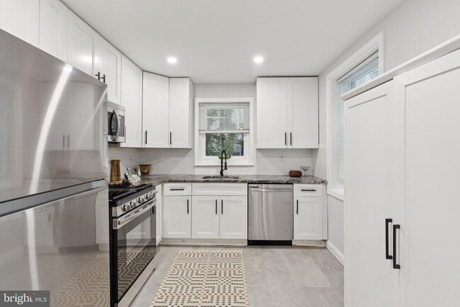 Photo - 3804 Fairmount Ave
