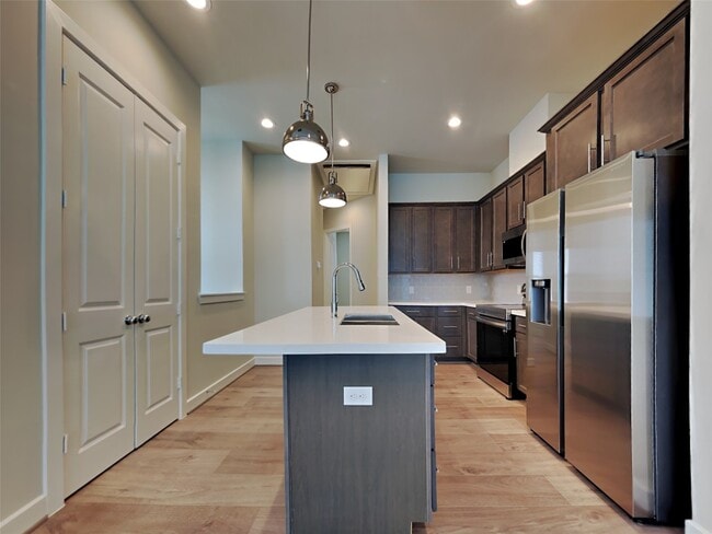 Photo - 2608 Upper Quinn Wy