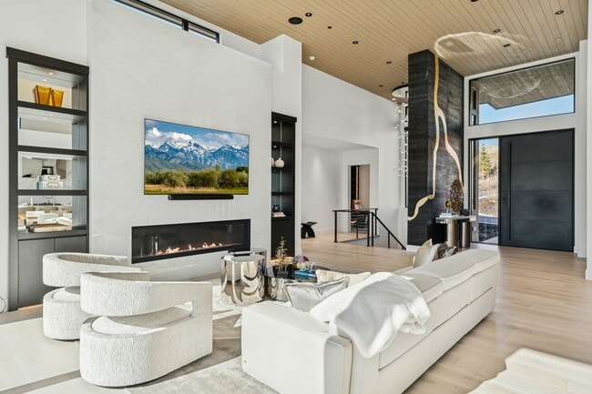 Photo - 3404 Wapiti Cyn Rd