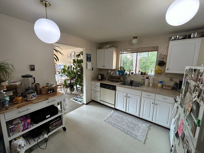 1126-1128 22nd St.