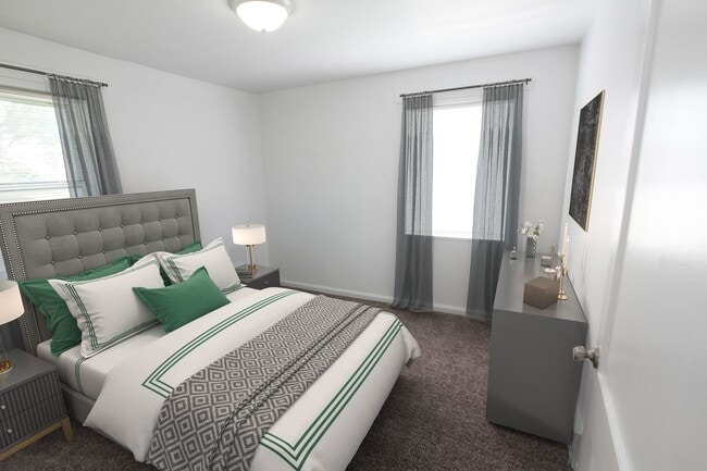 Photo - Colonial Manor Apartments