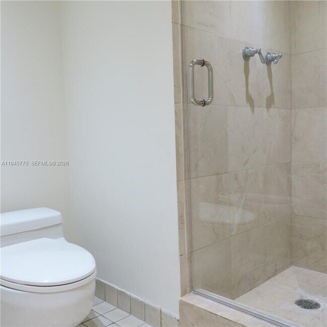 Photo - 251 Crandon Blvd Unit 309