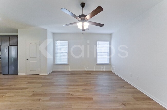 Photo - 119 Salvat Dr