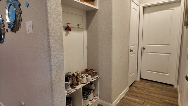 Photo - 5327 Sunny Ray Dr