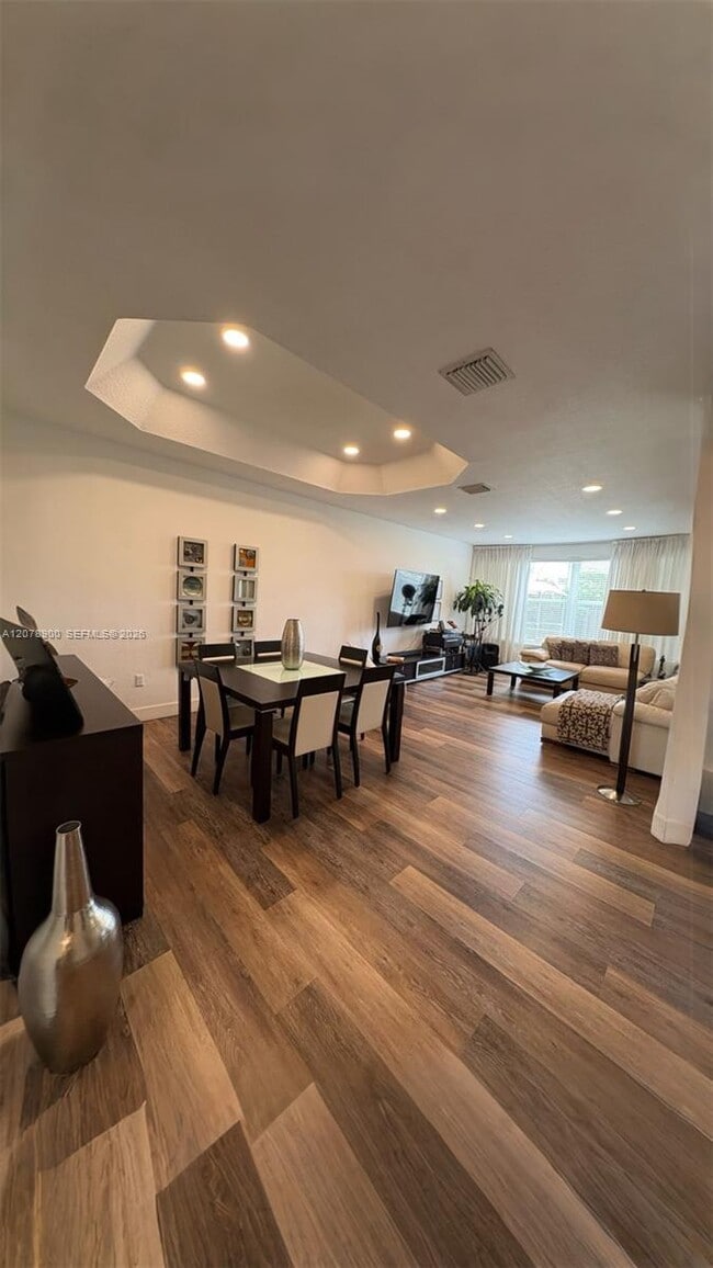 6691 NW 107 Ct