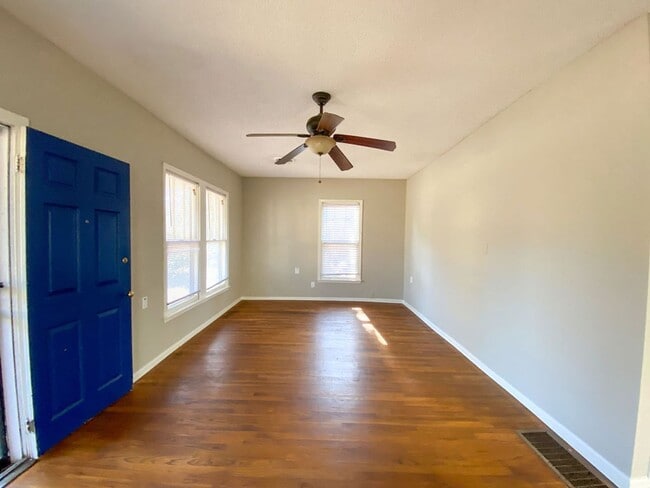 Photo - UPDATED 2 BD 1 BA NEAR