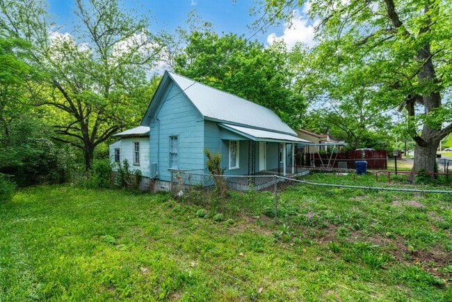 Photo - Move-In Ready House for Rent in Talladega!...