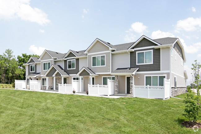 Delavan Townhomes - Delavan Townhomes