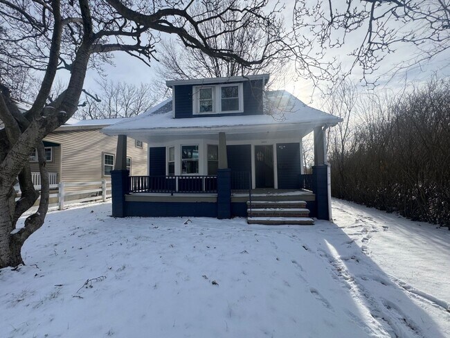 Photo - Comfort Meets Convenience: Beautiful 3-Bedroom Single-Family Home Family-Friendly