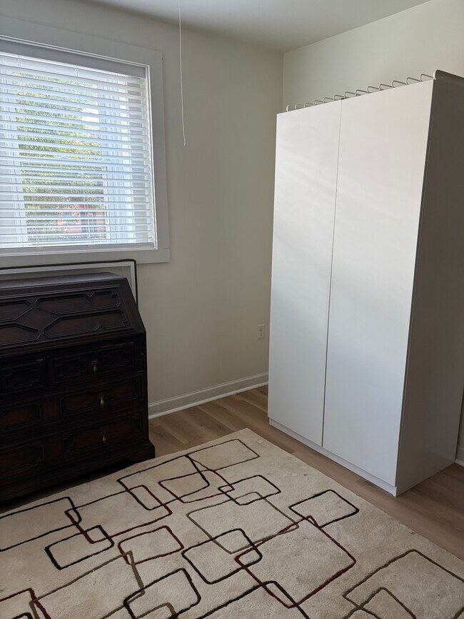 bedroom with ceiling fan - 1721 Nicholson Pl