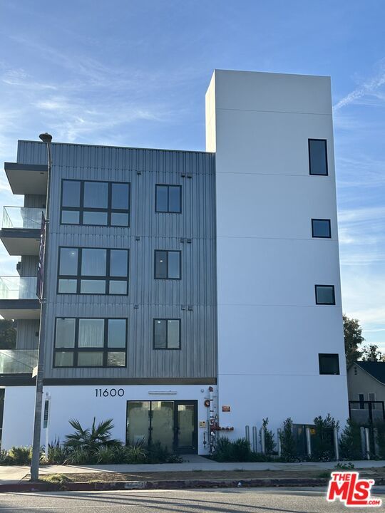 Photo - 11600 National Blvd Unit 201