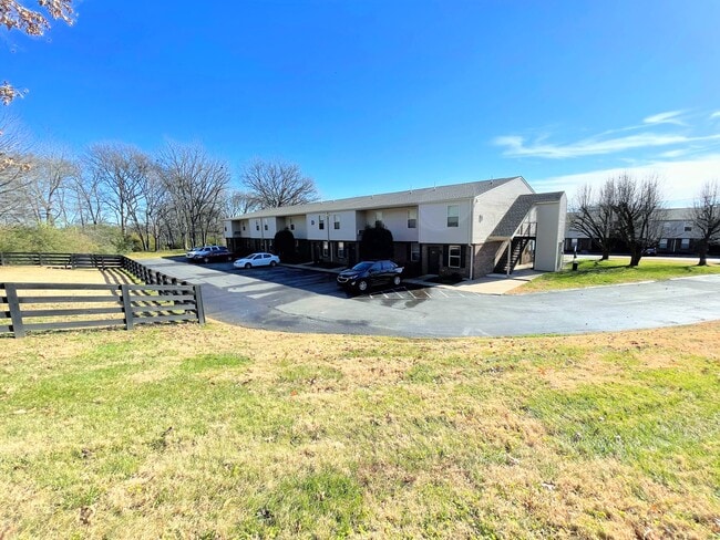 Photo - Dupont Avenue Apartments