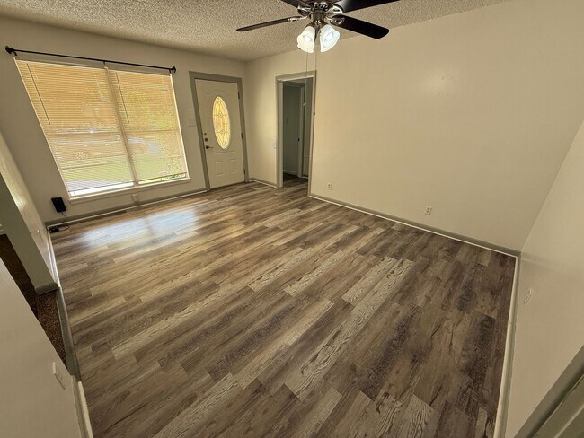 Photo - 3-Bedroom House for Rent in Killeen
