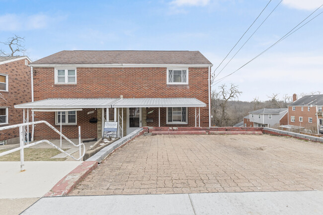 Building Photo - 3211 Glendale Ave Rental