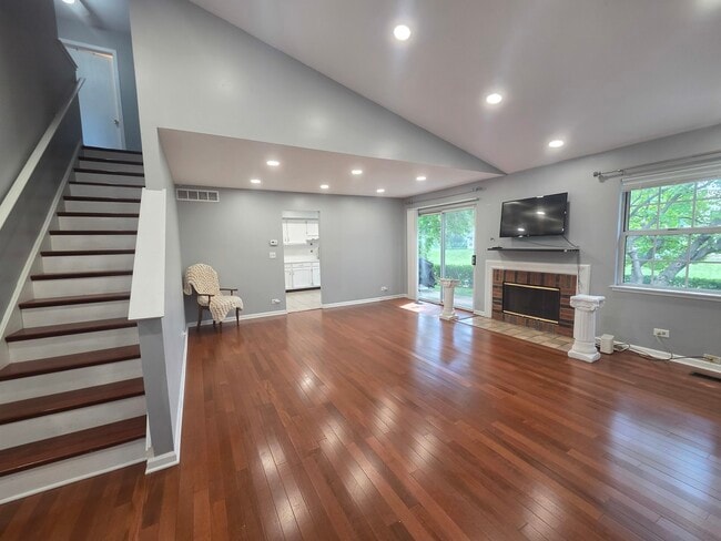 Photo - 1839 Prentiss Dr