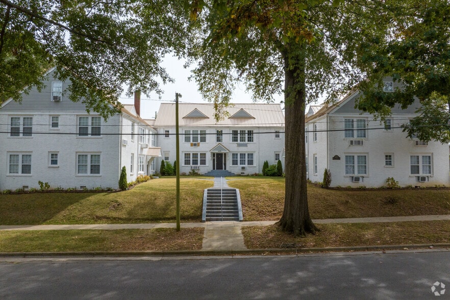 Well-Maintained and Spacious Investment Opportunity
