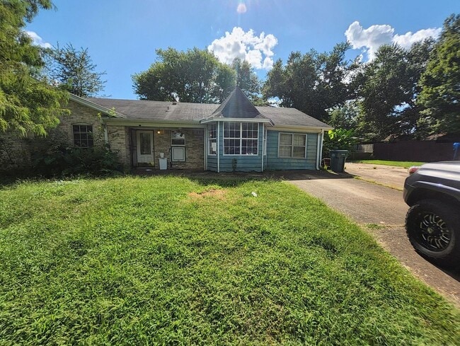 Building Photo - 760 Whitehall Pl