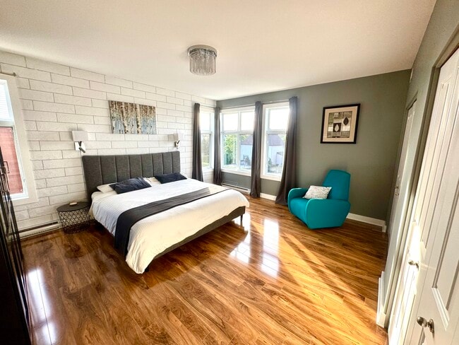 Photo - 260 Boul D'europe