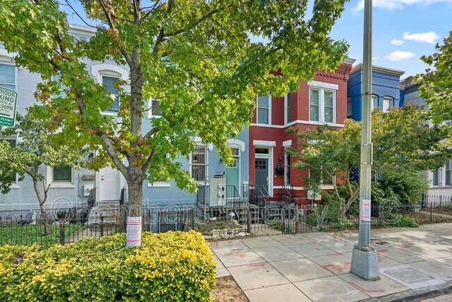 Photo - 1641 4th St NW Unit #1