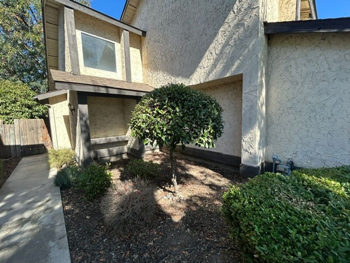 Photo - 2411 N Bradley St