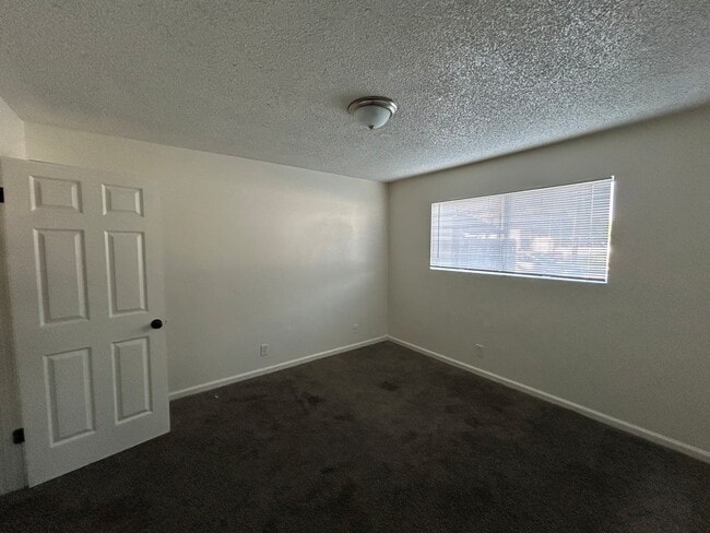 Photo - 1215-1237 Minnewawa Ave