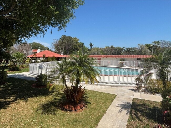 Photo - 8701 SW 141st St Unit K5