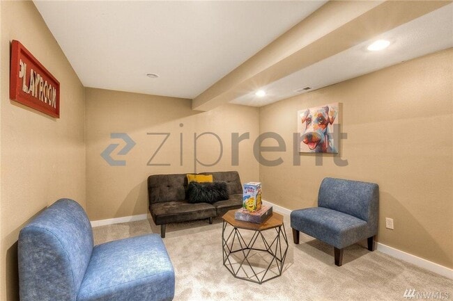 Building Photo - 5137 S Holly St