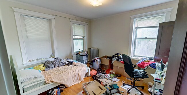 Bedroom #! - 92 Maple St Unidad 4