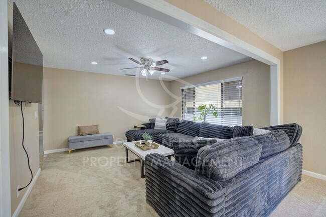 Photo - 7501 Saybrook Dr