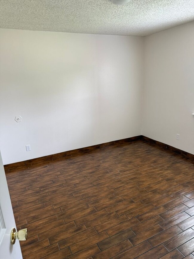 Photo - Three Bed/One BathHome/Freshly Painted/Fenced Yard