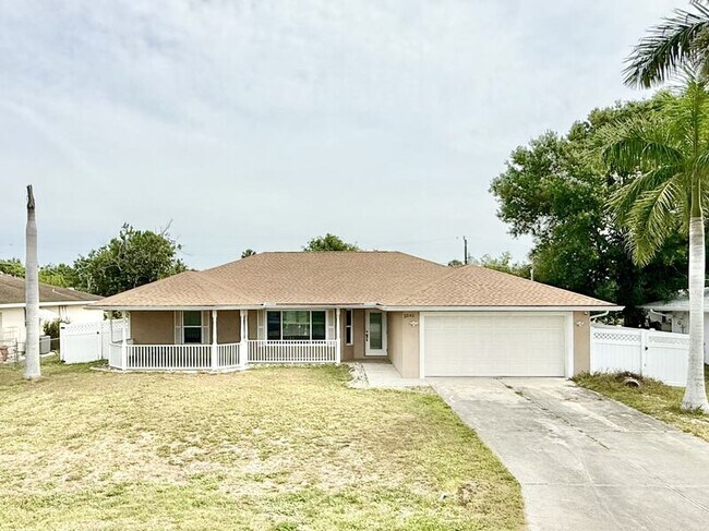 Photo - 22148 Lockport Ave