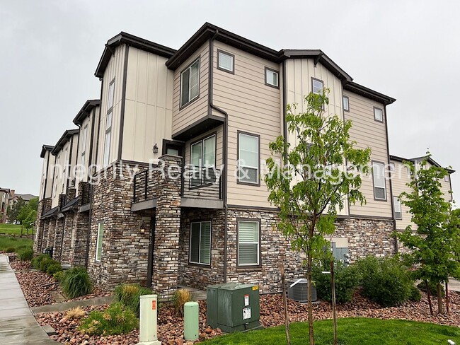 Photo - 1612 Castle Creek Cir House