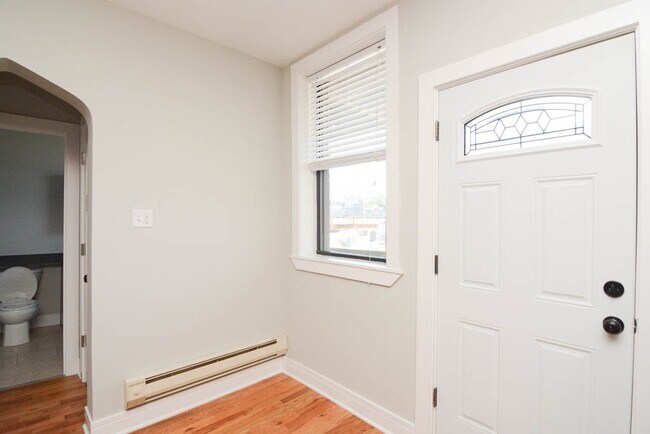 Photo - 4414 N Wolcott Ave Unit A3