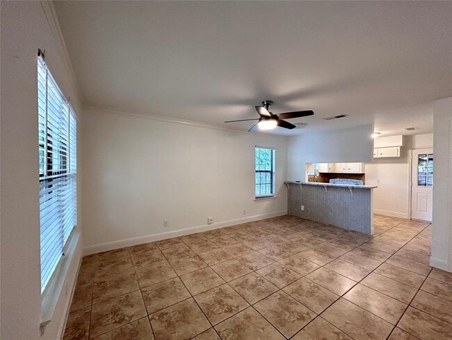 Photo - 6200 Palm Cir
