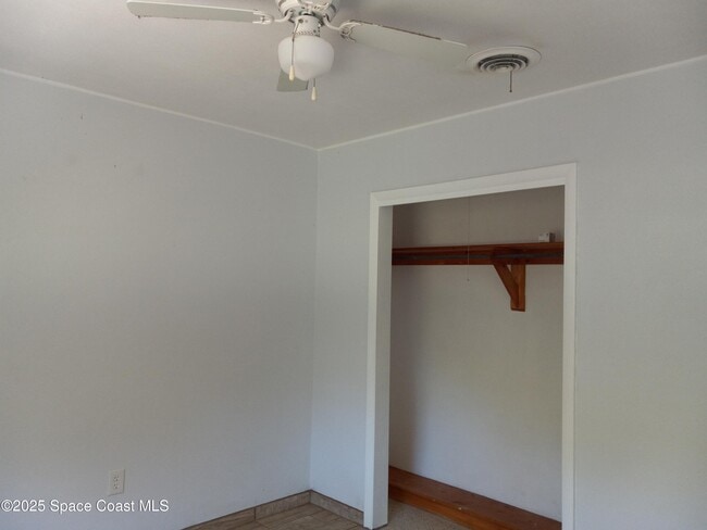 Photo - 231 N Plumosa St