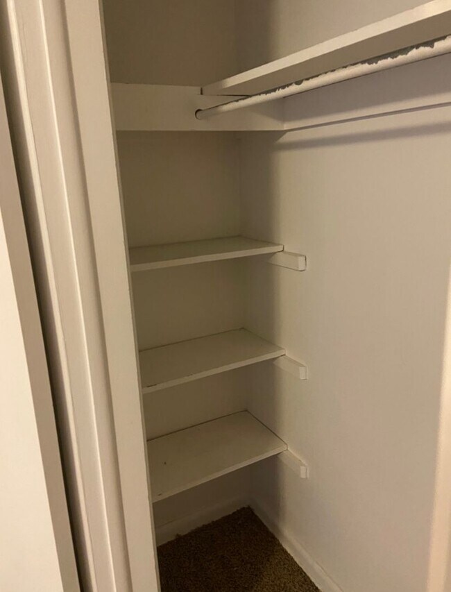 Photo - Available April 1 - 1 Bed/1 Bath Lindsley Park Condo