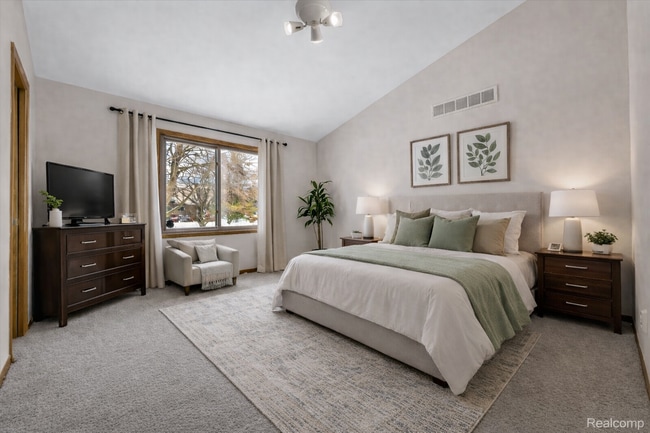 Photo - 249 E Silverbell Rd