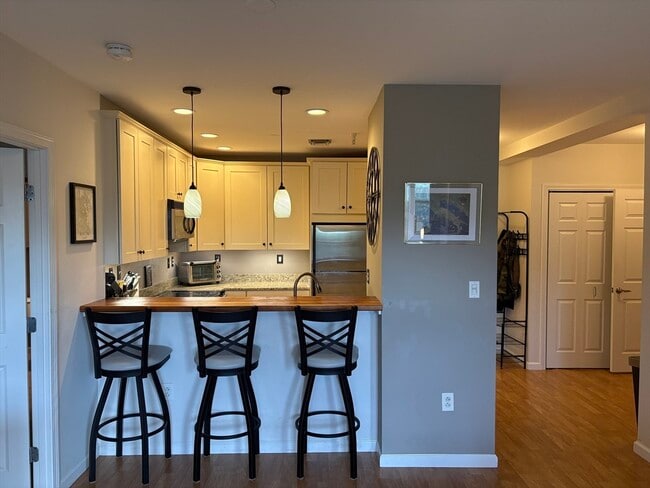 Photo - 1 Cityview Ln Condo Unit 209