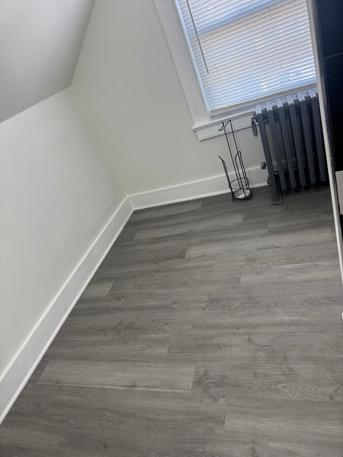 Photo - 478 Lincoln Pl Unit It’s a room not apt