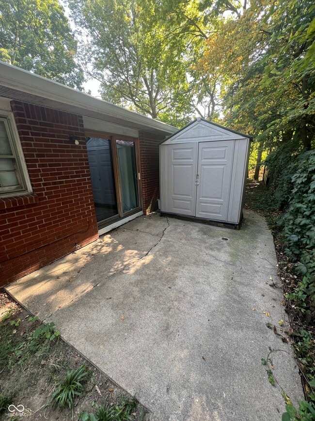 Photo - 107 Wallace Dr