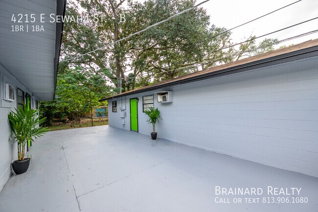 Building Photo - 4215 E Sewaha St Unit B Rental