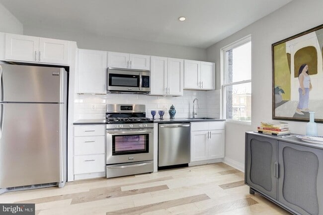 Building Photo - 3101 Sherman Ave NW Unit 103
