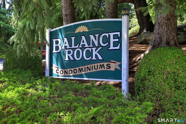 Building Photo - 43 Balance Rock Rd Unit 11