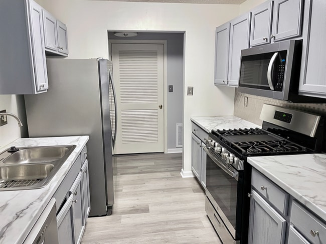 Building Photo - 2406 Autumn Harvest Ct Unit 102 Rental