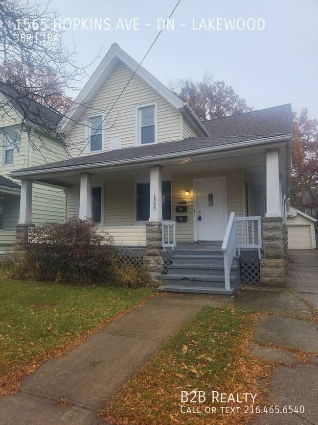 Building Photo - 1565 Hopkins Ave Unit LAKEWOOD