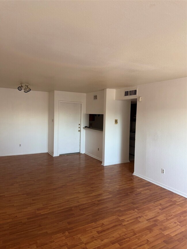 Photo - 8519 Hearth Dr Unit 35