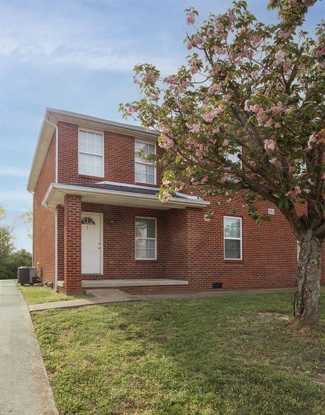 Porch - 561 Hampton Way Unit 1