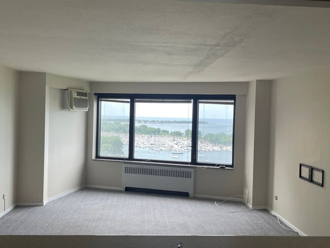 Photo - 3100 N Lake Shore Dr Unit 1911